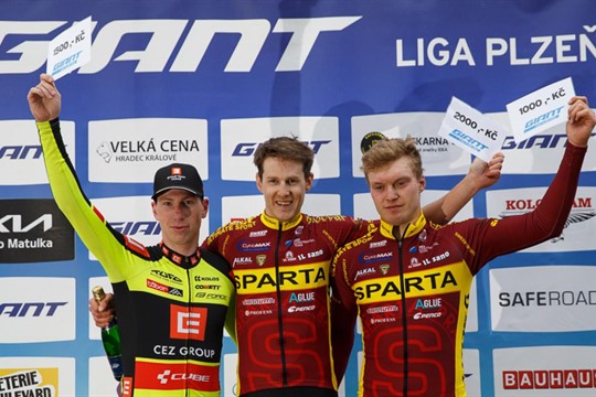 Úvodní díl cyklistické Giant ligy ovládl Sparťan Kelemen