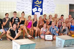 Vytrvalostní plavci překonali světový rekord