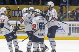 Geniální trenérský tah šokoval, odvážné odvolání gólmana přineslo...