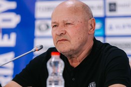 Bylo to krvavé peklo, hodnotil Koubek vydřenou odvetu. Hráčů mu...