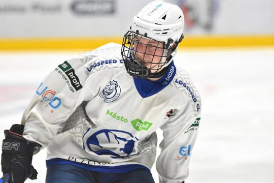 Umění střelce v sobě asi musíte trochu mít, myslí si hokejový talent Adam Benák