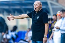 Tohle jsem nikdy nezažil, hlásil spokojený kouč Koubek po drtivé...