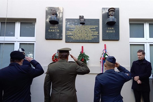 Region si připomene plzeňské spolupracovníky parašutistů a herečku Annu Letenskou