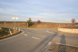 Dívku na skútru srazilo auto, řidič ujel. Policisté teď hledají svědky