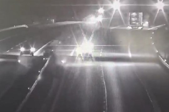 Šílená jízda opilého řidiče. 16 kilometrů na dálnici v protisměru!