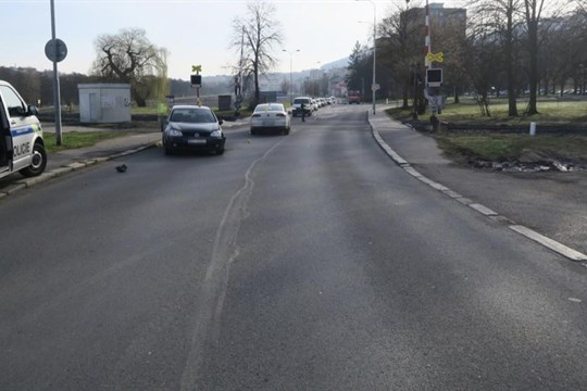 Při autonehodě v Karlových Varech se zranili čtyři lidé!