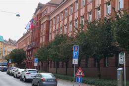 Zastupitelstvo Plzeňského kraje o 2,6 roku zestárlo, průměrný věk...