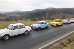 Adventní vyjížďka veteránů s pestrým programem naladila účastníky...