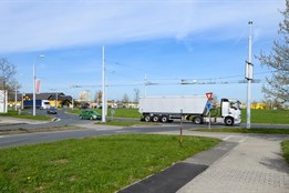 Řidiči se musí obrnit trpělivostí, dopravní omezení na Nové Hospodě...