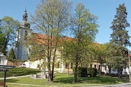 Jak se loučí s dubnem náš region?