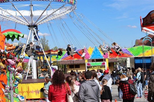 Černošín provoněla medovina a počasí zdejší pouti přálo