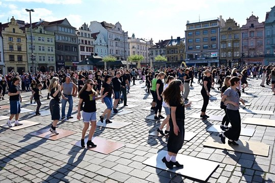 Plzeňský festival stepu je tady! Odstartují ho stepaři společnou choreografií na náměstí Republiky
