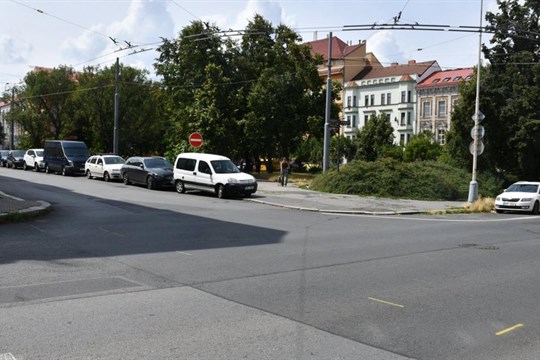 Husovo náměstí projde velkou rekonstrukcí, zlepší se plynulost i bezpečnost dopravy