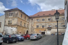 Klatovy chystají rekonstrukci bývalého jezuitského semináře za 300...