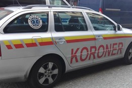 Kurýrka na elektrokoloběžce nepřežila střet s nákladním vozem