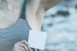 Omezte pocení a dejte sbohem nevzhledným koláčům i zápachu!