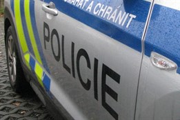 Policisté šetří postřelení ženy, pachatelem má být blízká osoba