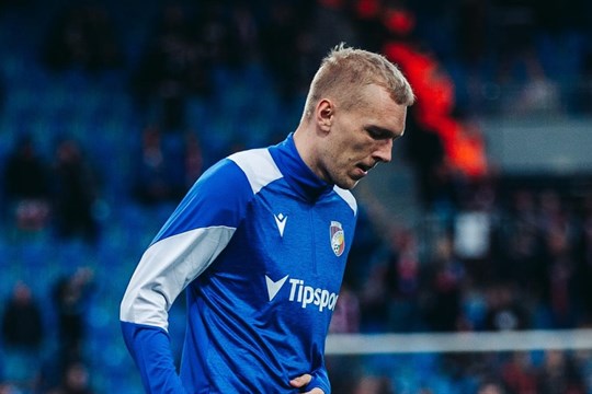 Kapitán Vydra? Je neuvěřitelný, kroutil hlavou obránce Spáčil. Když VAR přezkoumával jeho trefu, zatrnulo mu