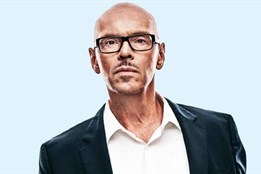 Motoristé coby velké překvapení zaparkovali až ve sněmovně. Do...