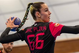 Věřím, že brzy zase můžeme hrát o medaile, míní házenkářka Veronika...