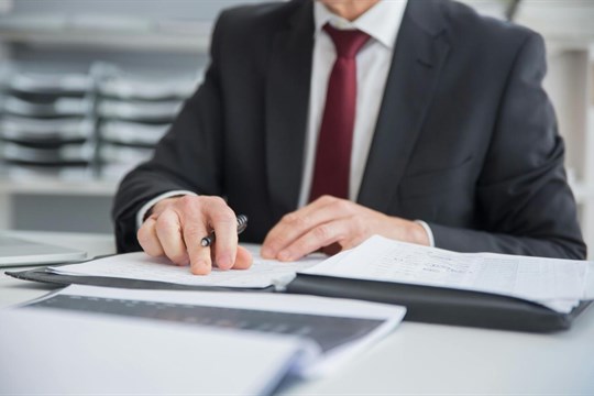 (Ne)předložení zákona o státním rozpočtu a rozpočtu SFDI – porušení zákona či nikoli?