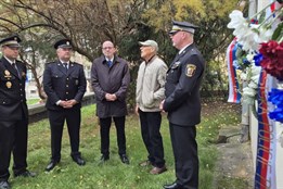 První plzeňský obvod uctili památku policejního inspektora a jeho...
