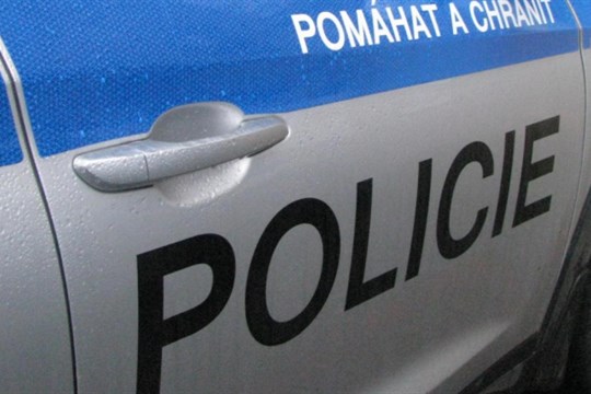 Mladík odcizil vozidlo, pak s ním naboural. Neváhal a ukradl další