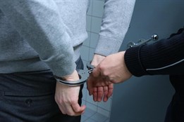 Bývalý primář dostal 28 let za vraždu milenky a útok na další ženu