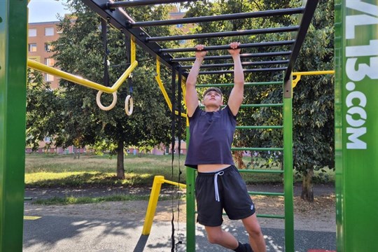 V Bolevci vyrostlo na přání obyvatel nové workoutové hřiště