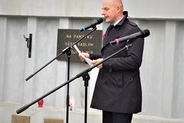 Bernard novým lídrem demokratických sil, v kroužcích předstihl i...