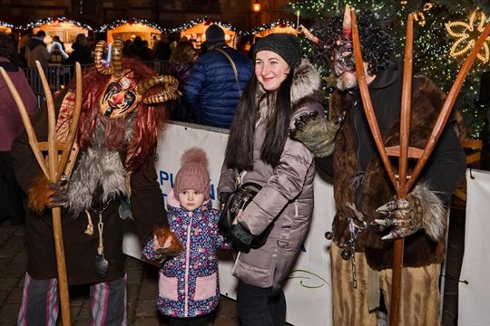 Trojka chystá Velkou Mikulášskou show a pokusí se o nový rekord