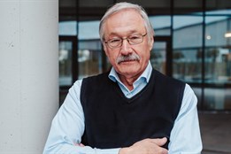 Kybernetik Josef Psutka dostal Medaili Josefa Hlávky. Jako první...