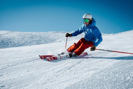 V Plzeňském kraji se lyžuje skoro ve všech areálech, běžkaři si na vhodné podmínky musejí počkat
