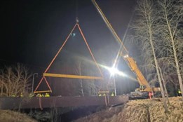 Domažlice zdemolovaly lávku a akvadukt na Hadrovci: Byla napadena...