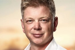 Komentář Pavla Šindeláře: Plnění předvolebních slibů aneb proč není...