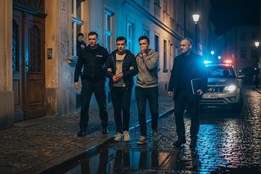 Noční doprovod z klubu skončil brutálním útokem. Rokycanští...