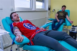 Klatovští hokejisté znovu vyrážejí na krev: Do nemocnice zvou...