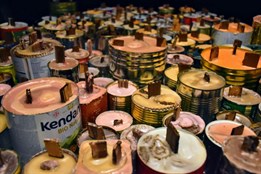 Čtvrtá zima v temnotě. Skauti z Plzně posílají na východ tisíce...