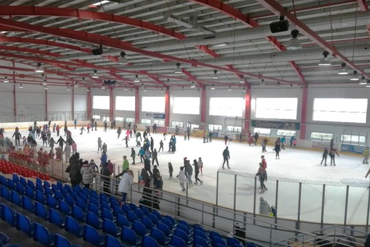 Jarní prázdniny na bruslích: Kdy si můžete zabruslit v Domažlicích