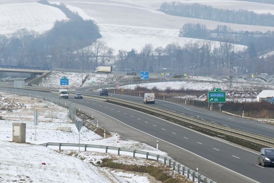 Celý obchvat Otrokovic projedete od ledna bez dálniční známky